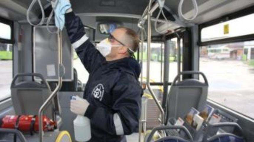 Toplu Taşıma Ara&ccedil;ları D&uuml;zenli Olarak Dezenfekte Ediliyor