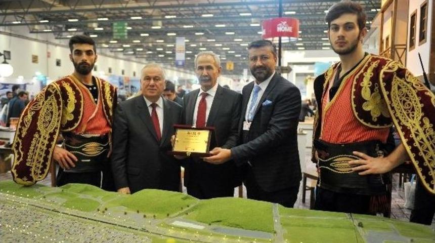 Ankapark, Emıtt&rsquo;te