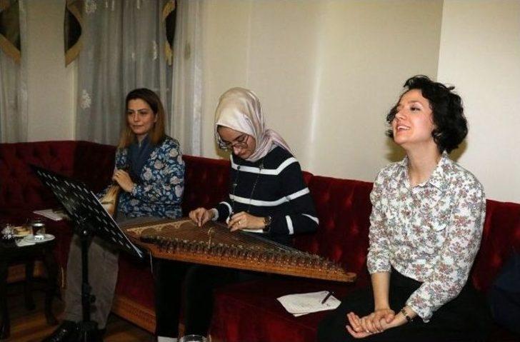 Eyüpte, Kadınlara Özel Musiki Meclisi G3