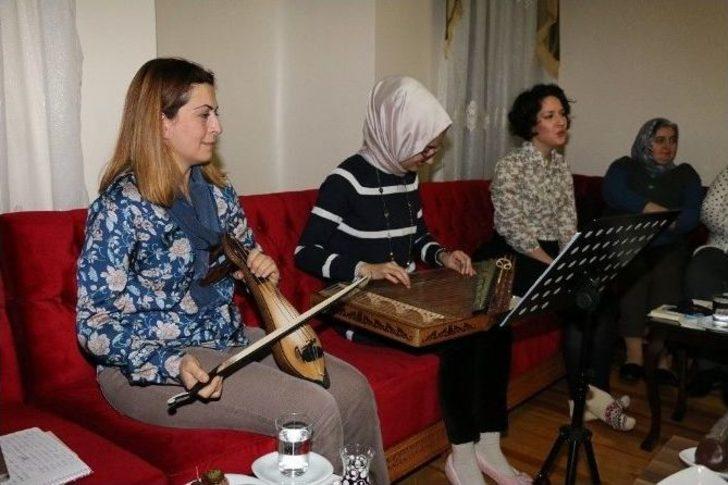 Eyüpte, Kadınlara Özel Musiki Meclisi G4
