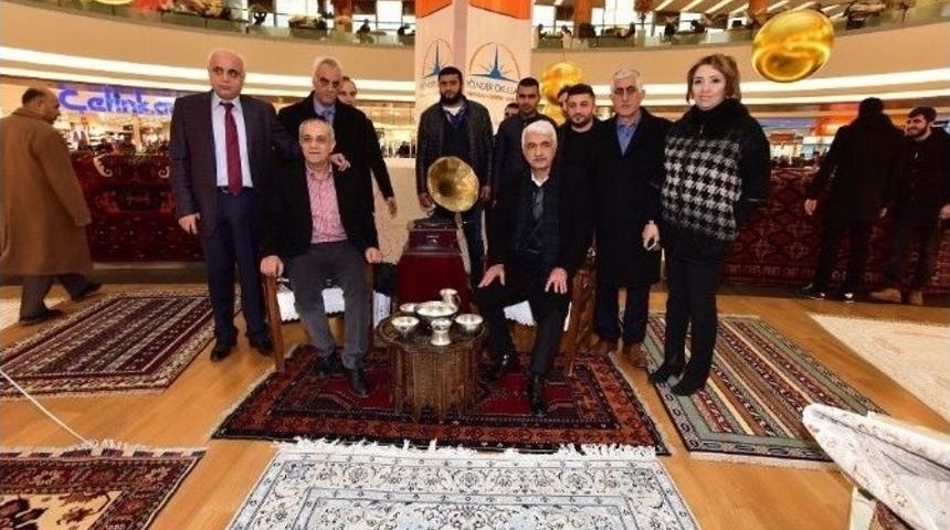 Halı Sergisine Yoğun İlgi