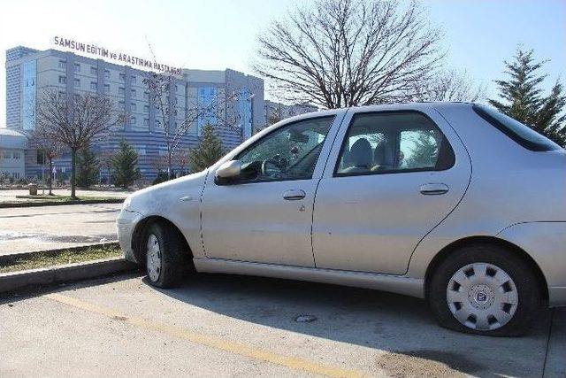 Hastane Otoparkındaki Araçların Lastiklerini Kestiler