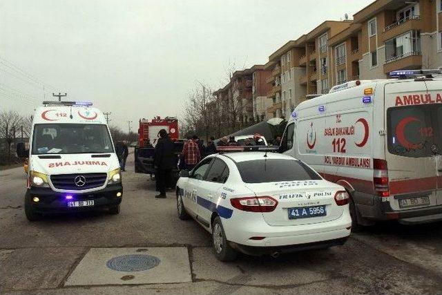 Kocaeli’de Trafik Kazası: 3’ü Çocuk 6 Yaralı