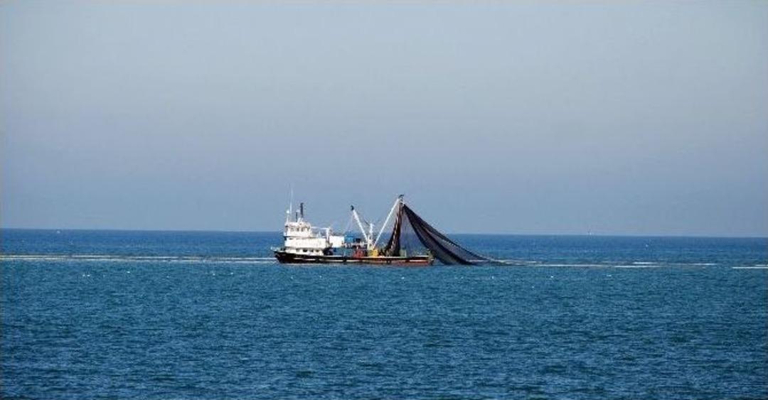 Trabzonlu Vatandaşlar Sıcak Havayı Fırsat Bilerek Parklara Akın Etti