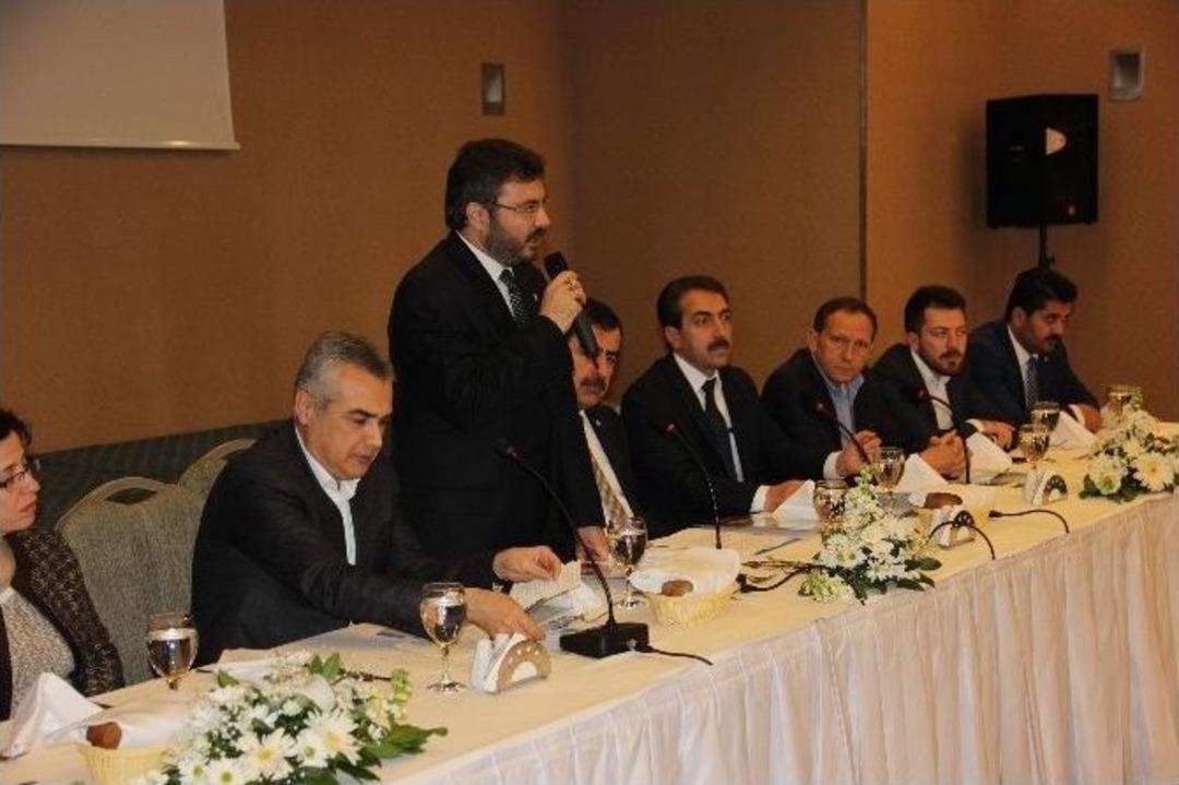 Ak Parti Kuşadası&rsquo;nda İstişare Toplantısı Yaptı