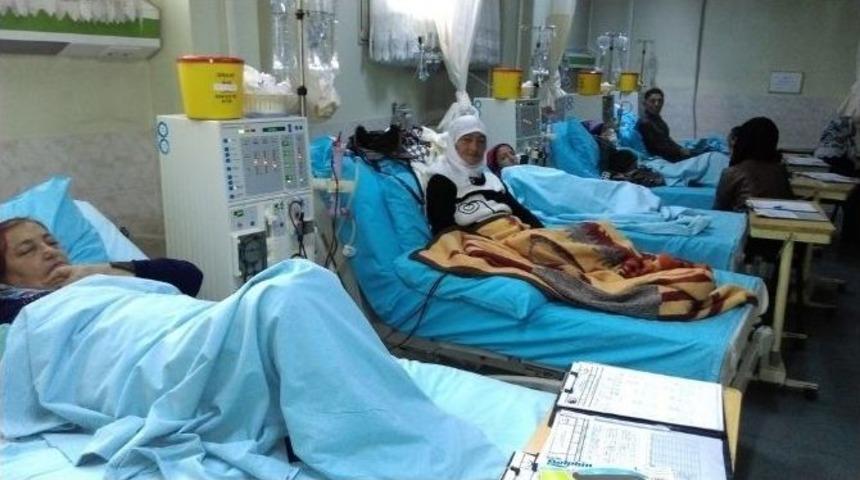 Diyaliz Hastalarına Moral G&uuml;n&uuml;