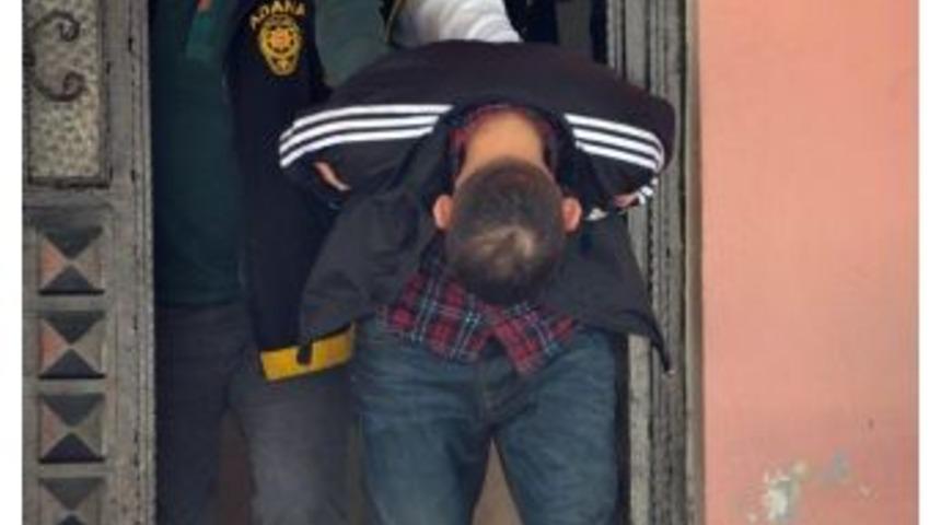 Suriyeli Kuyumcuya Biber Gazlı Kapka&ccedil;