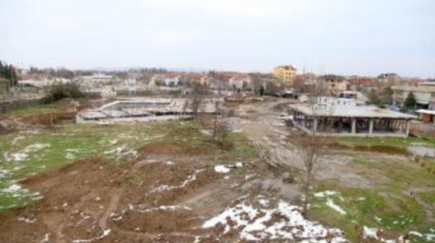 Yeni İtfaiye Binası Y&uuml;kseliyor