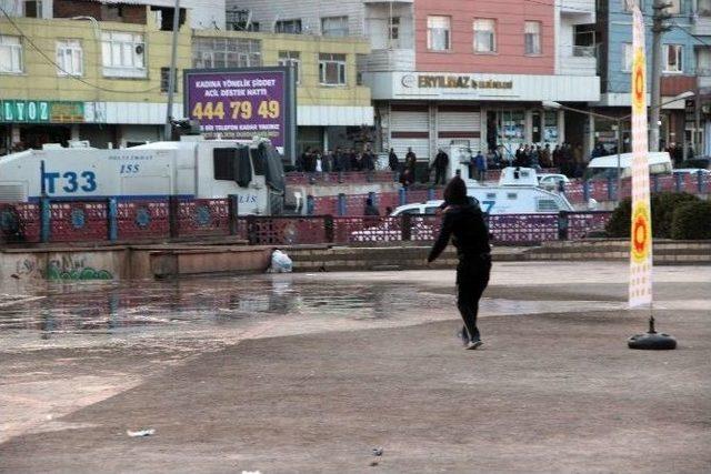 Diyarbakır’da Galibiyet Kutlamasında Olaylar Çıktı: 2 Yaralı