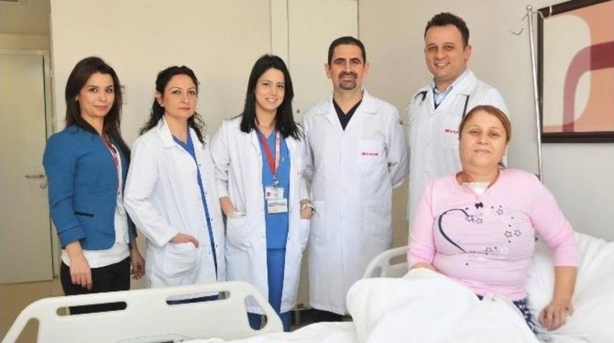 D&uuml;ş&uuml;rd&uuml;ğ&uuml; Şişe Sayesinde Yatalak Olmaktan Kurtuldu