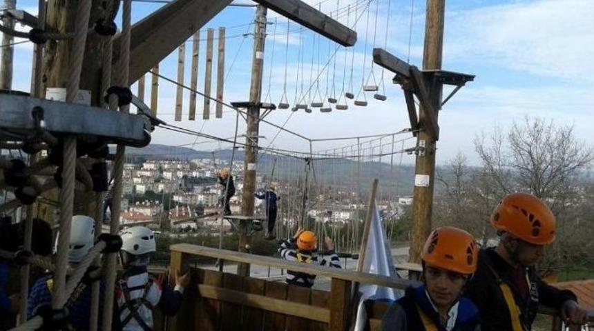 Agd&rsquo;nin Kış Etkinliklerine Kenan Sofuoğlu Da Katıldı