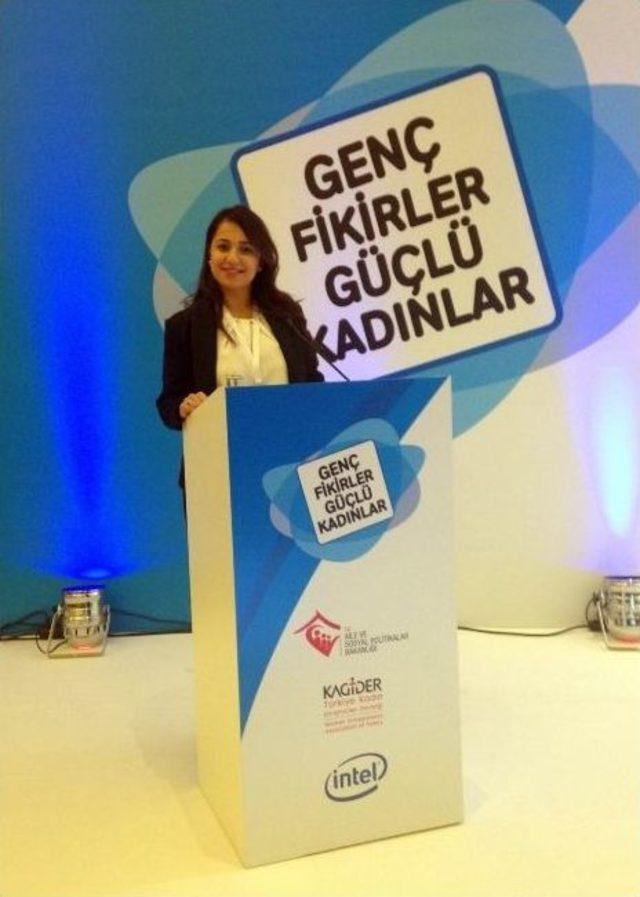 “genç Fikirler, Güçlü Kadınlar