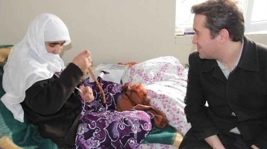 M&uuml;d&uuml;r Yanmaz Ev Ziyaretlerine Devam Ediyor