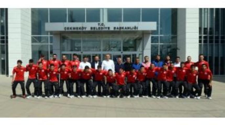 &Ccedil;ekmek&ouml;yspor Lig Bitimine 4 Hafta Kala Şampiyonluğunu İlan Etti