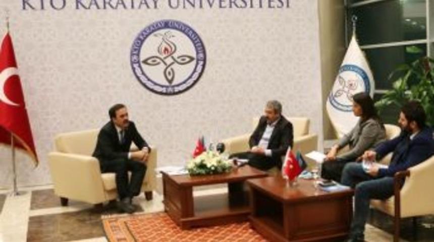 Başkan &Ouml;zt&uuml;rk: "kto Karatay &Uuml;niversitesi Hızla B&uuml;y&uuml;yor"