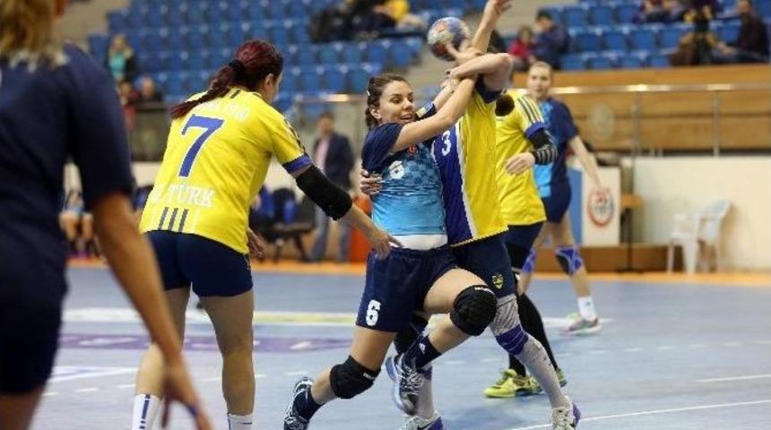 Başkent Derbisinde Zafer Yenimahalle&rsquo;nin