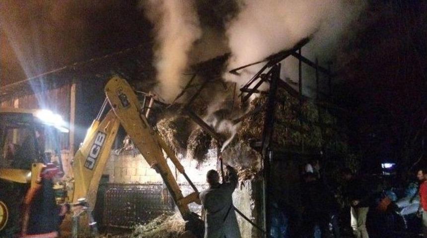 Samanlıkta &Ccedil;ıkan Yangın Kısa S&uuml;rede S&ouml;nd&uuml;r&uuml;ld&uuml;