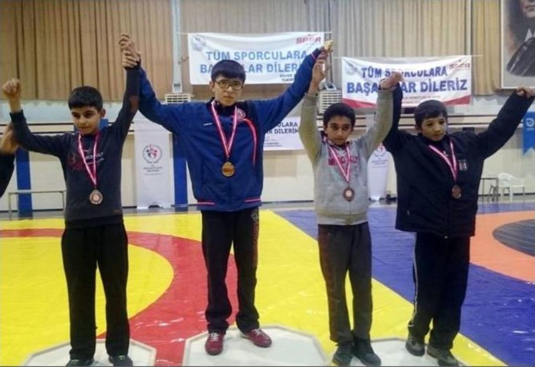 H&uuml;seyin Pehlivan G&uuml;reşleri Nefes Kesti