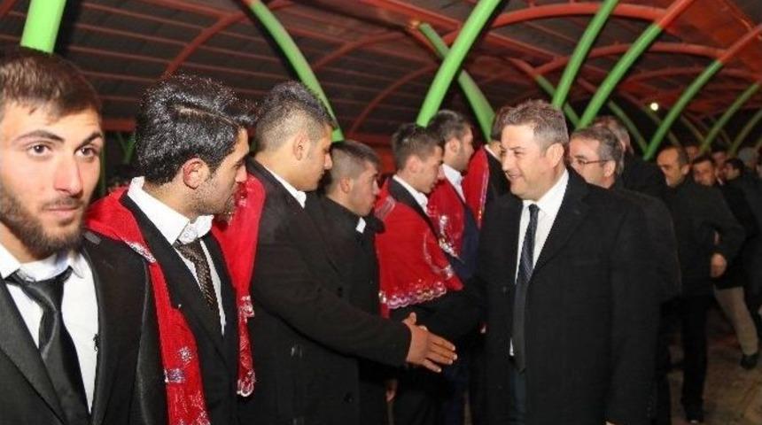 Talas&rsquo;ın Kınalı Kuzularına Uğurlama