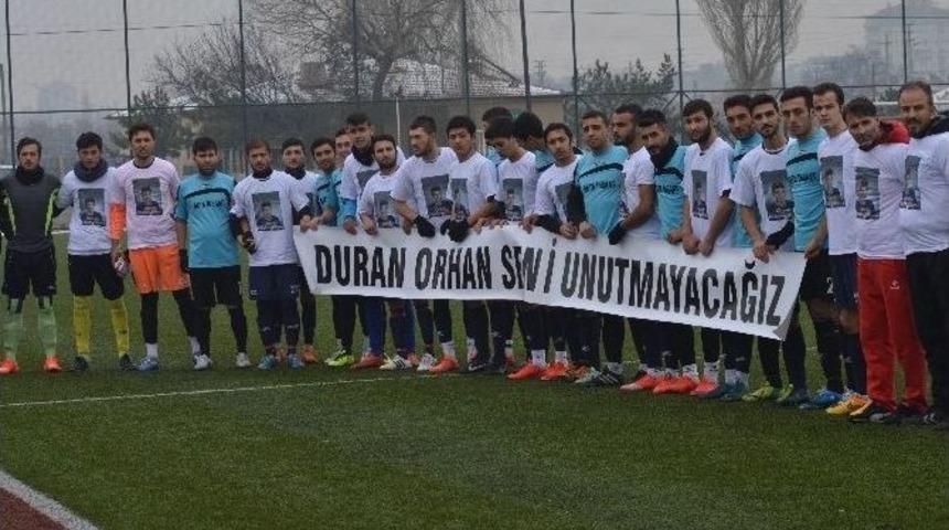 Hayatını Kaybeden Gen&ccedil; Futbolcu Unutulmadı