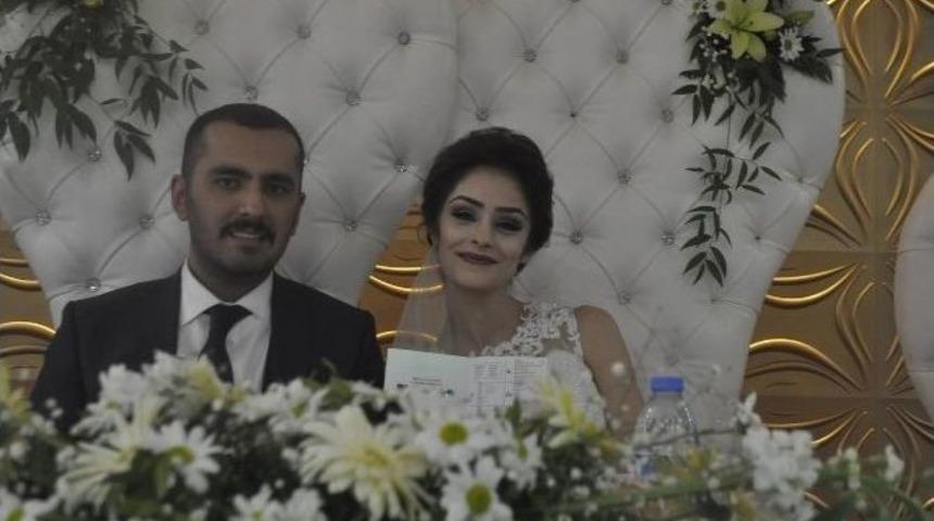 Gazeteci Gamze Şeker&rsquo;in Mutlu G&uuml;n&uuml;