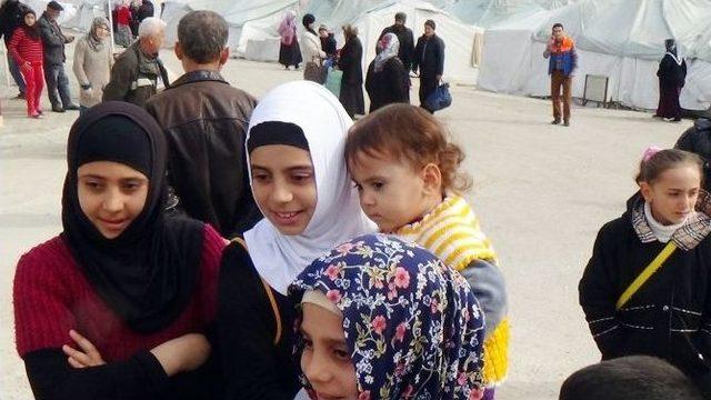 Bayırbucak&rsquo;tan Ka&ccedil;ış S&uuml;r&uuml;yor 3