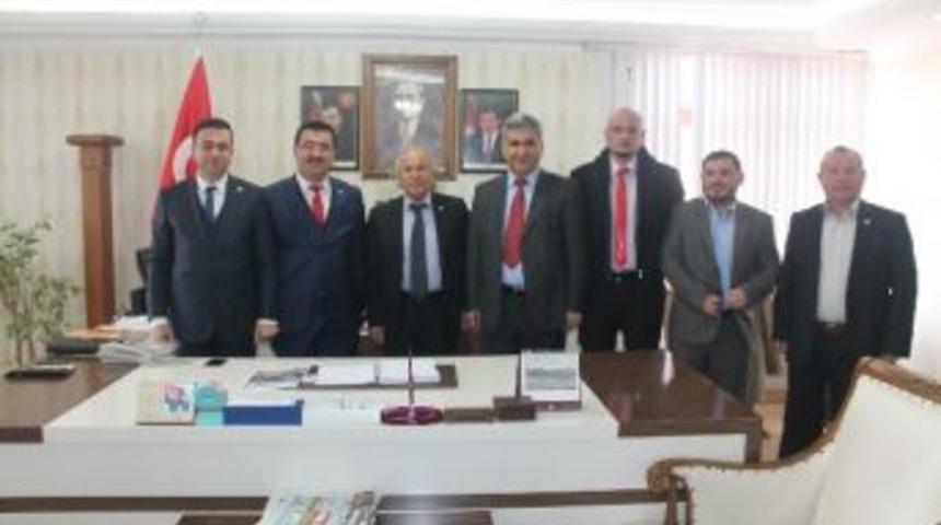 Eski İl Genel Meclis &Uuml;yesinden Meclis&rsquo;e Ziyaret