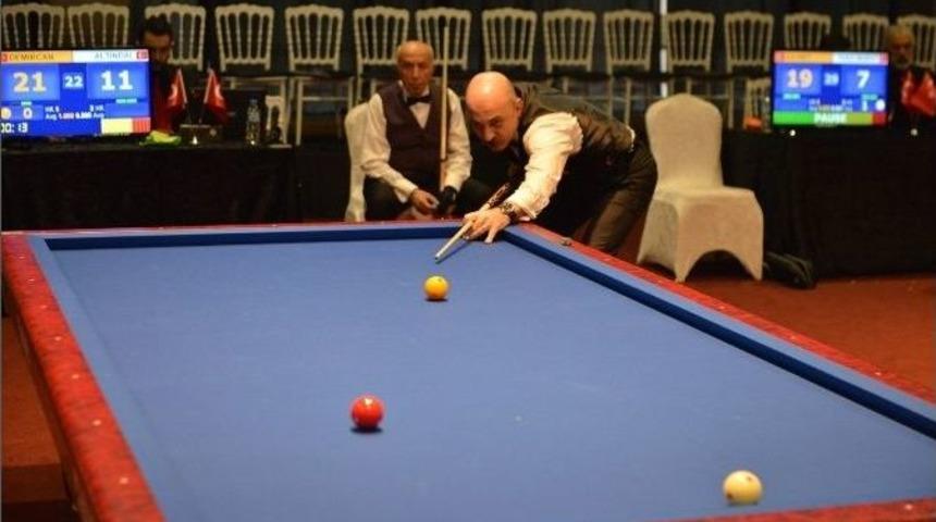 Bursa&rsquo;da 3 Bant D&uuml;nya Kupası Heyecanı Başladı