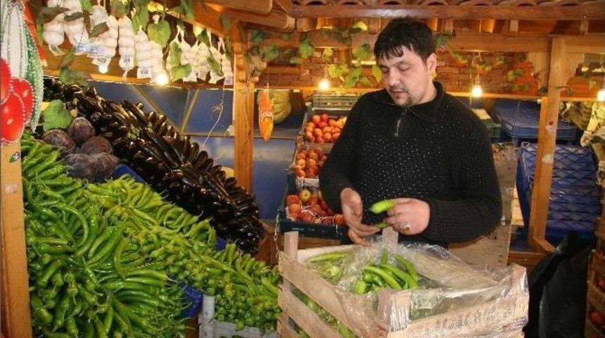 Afyonkarahisar’da Yaş Sebze Ve Meyve Fiyatları