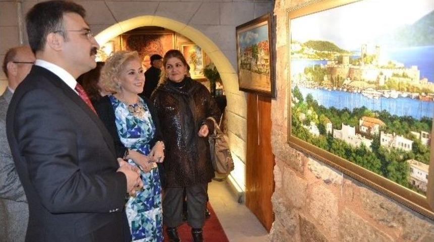 Ressam Şapcı&rsquo;dan &rsquo;fır&ccedil;anın Duvarlara Dokunuşu&rsquo; İsimli Yağlı Boya Sergisi