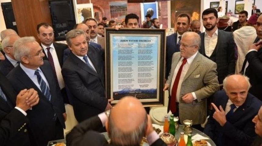 Emitt Fuarı&rsquo;nda Erzincan&rsquo;a &Ouml;d&uuml;l