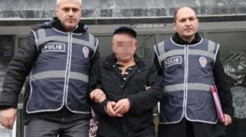 Halk Otob&uuml;s&uuml;nde Elle Taciz İddiasına G&ouml;zaltı