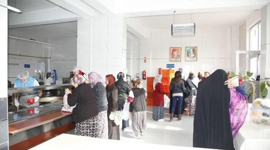 Aşevi, Hayırsever Vatandaşların Bağışlarını Bekliyor