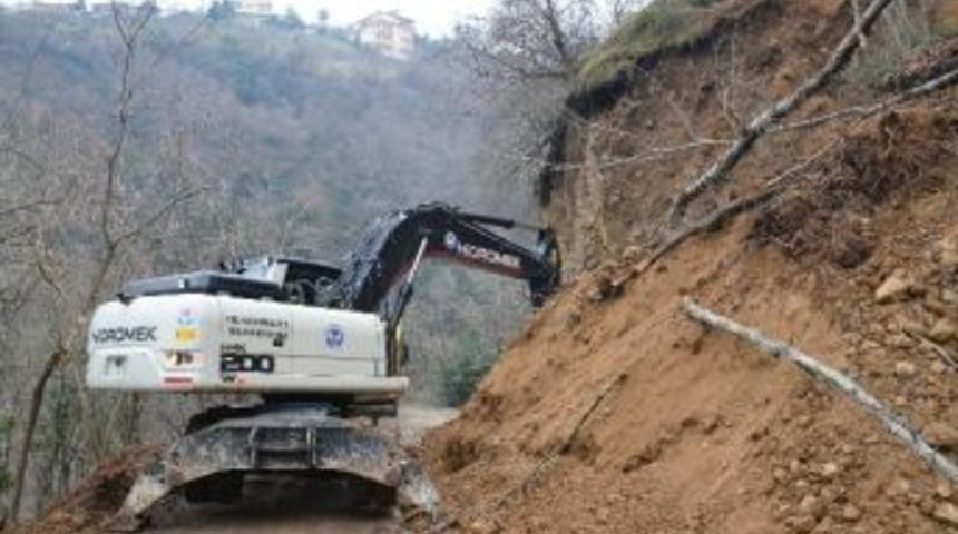 Trabzon&rsquo;da Heyelanlar