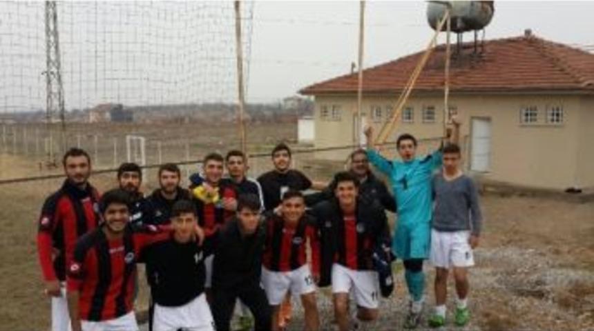 İn&ouml;n&uuml; &Uuml;niversitesi Yenilmezlik Unvanını Kaybetti