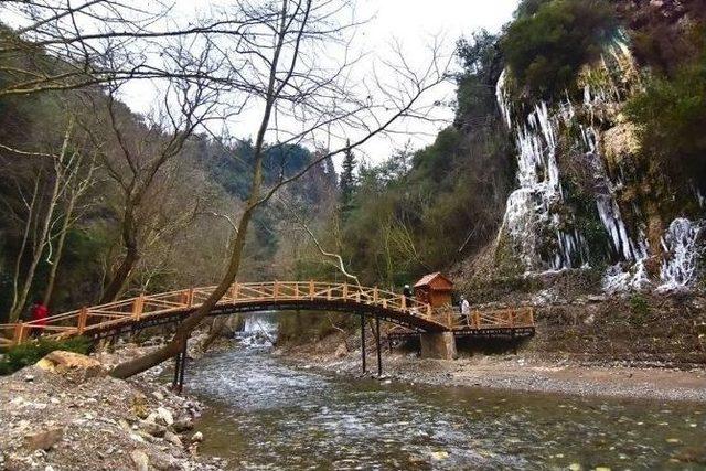 Kurşunlu Vadisi Doğal Güzelliğiyle Hayran Bıraktı