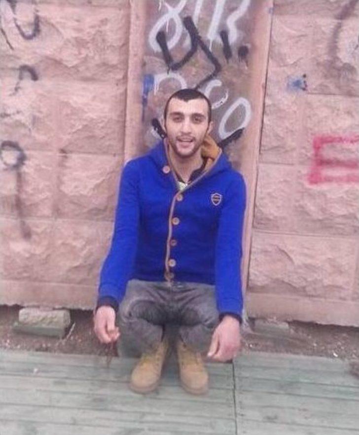 Kelepçeli Sanık Polisin Elinden Kaçtı G5