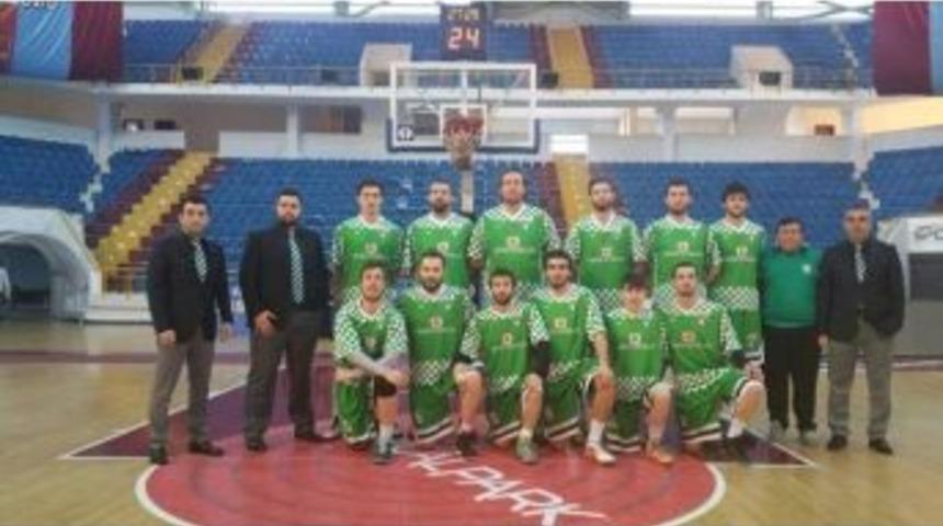 Artvin Belediyespor Basketbol Takımı Namağlup &Uuml;nvanını S&uuml;rd&uuml;rd&uuml;