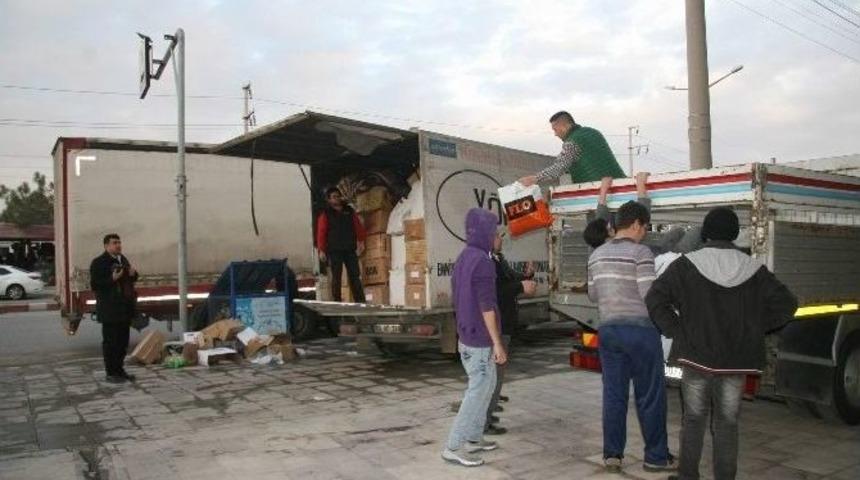 Afyonkarahisar&rsquo;dan Bayırbucak T&uuml;rkmenlerine 1 Tır Dolusu &ldquo;ak&rdquo; Yardım