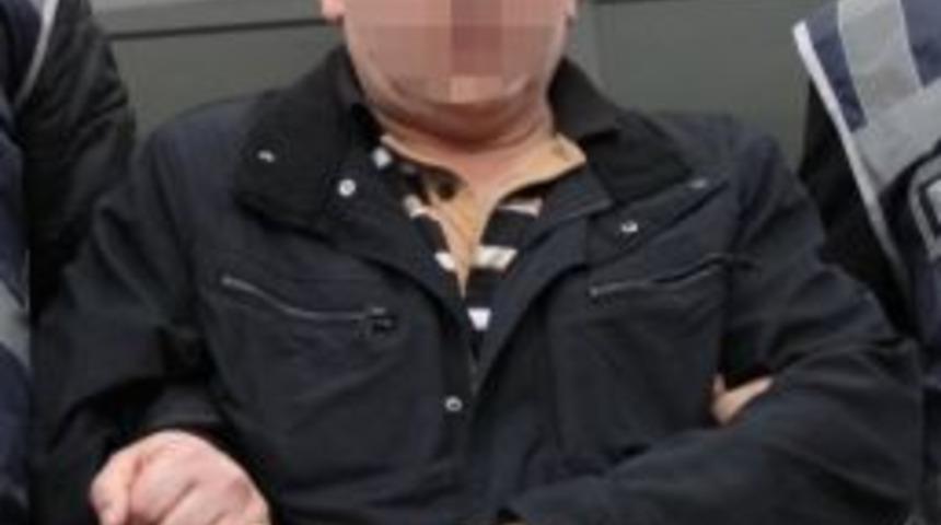 Halk Otob&uuml;s&uuml;nde Elle Taciz İddiasına Tutuklama