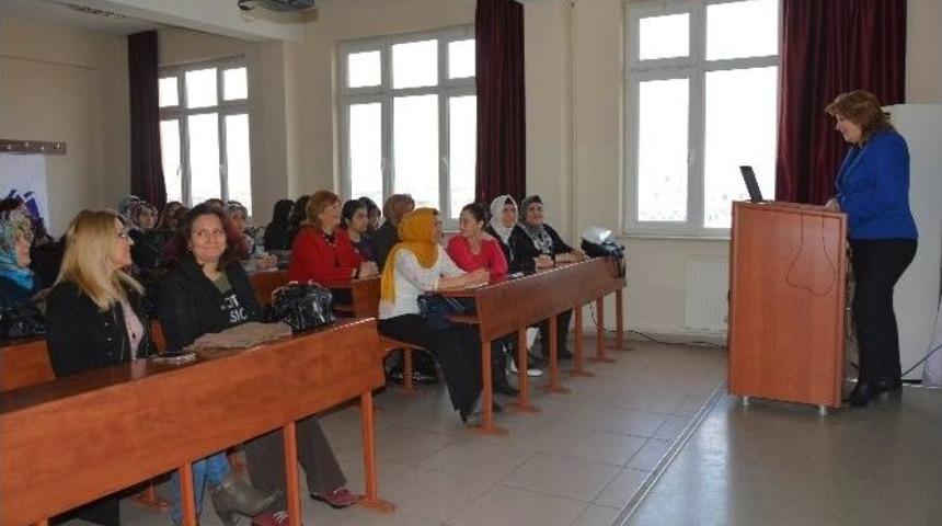 Anne &Uuml;niversitesi Eğitimleri Başladı