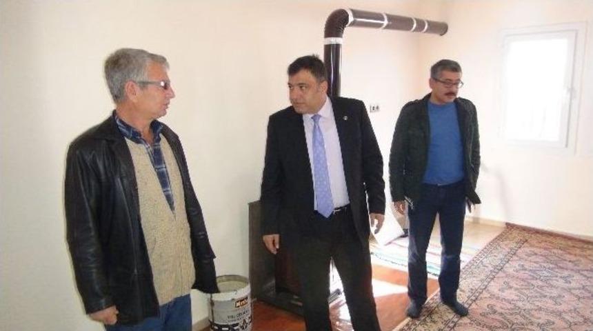 Mersin B&uuml;y&uuml;kşehir Belediyesi Evi Yanan Aileye Sahip &Ccedil;ıktı