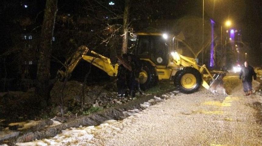 Bozkurt&rsquo;ta Aşırı Yağışlar Sele D&ouml;n&uuml;şt&uuml;