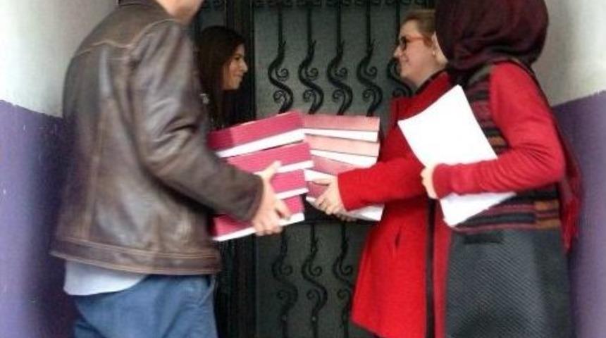 Beyoğlu&rsquo;nda Yangın Mağduru Ailelerin Yaraları Sarılıyor