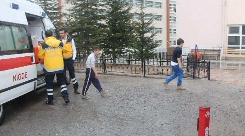 Niğde&rsquo;de 9 Kişi Karbonmonoksit Gazından Zehirlendi