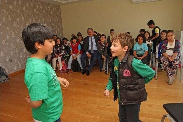 Karşıyaka&rsquo;da 2 Bin 500 Kişiye &Uuml;cretsiz Kurs 2