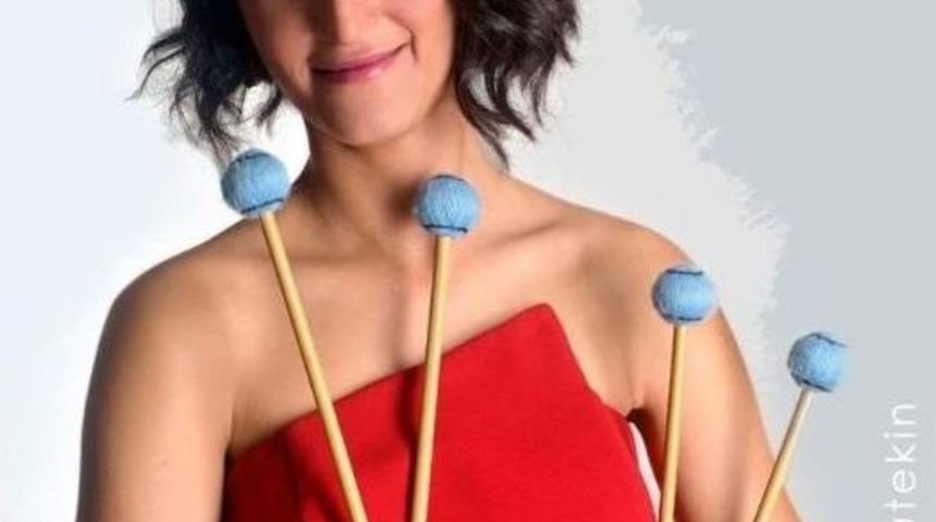 Lerzan Tuncer &Uuml;nl&uuml; Sanat&ccedil;ı Ney Rosaura İle Aynı Sahneyi Paylaşacak