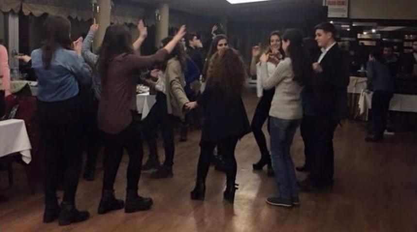 Sınavlı Öğrenciler Stres Attı
