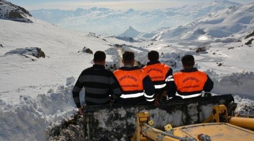 2500 Rakımlı Yaylada İ&ccedil;me Suyu &Ccedil;alışması