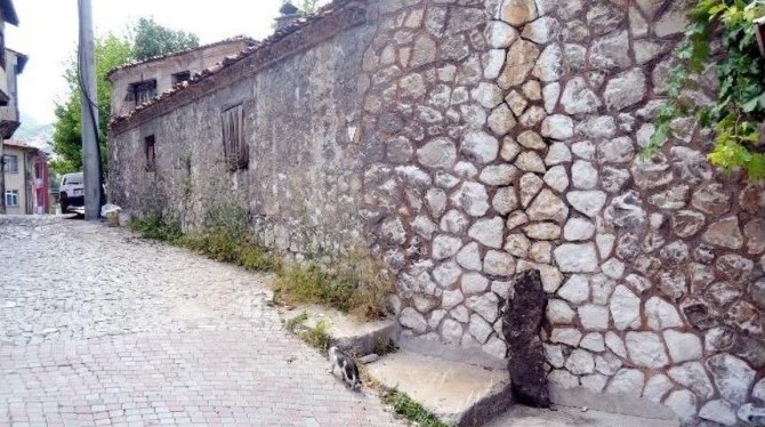 Tarihi Hamam 400 Yıldır Hala Ayakta